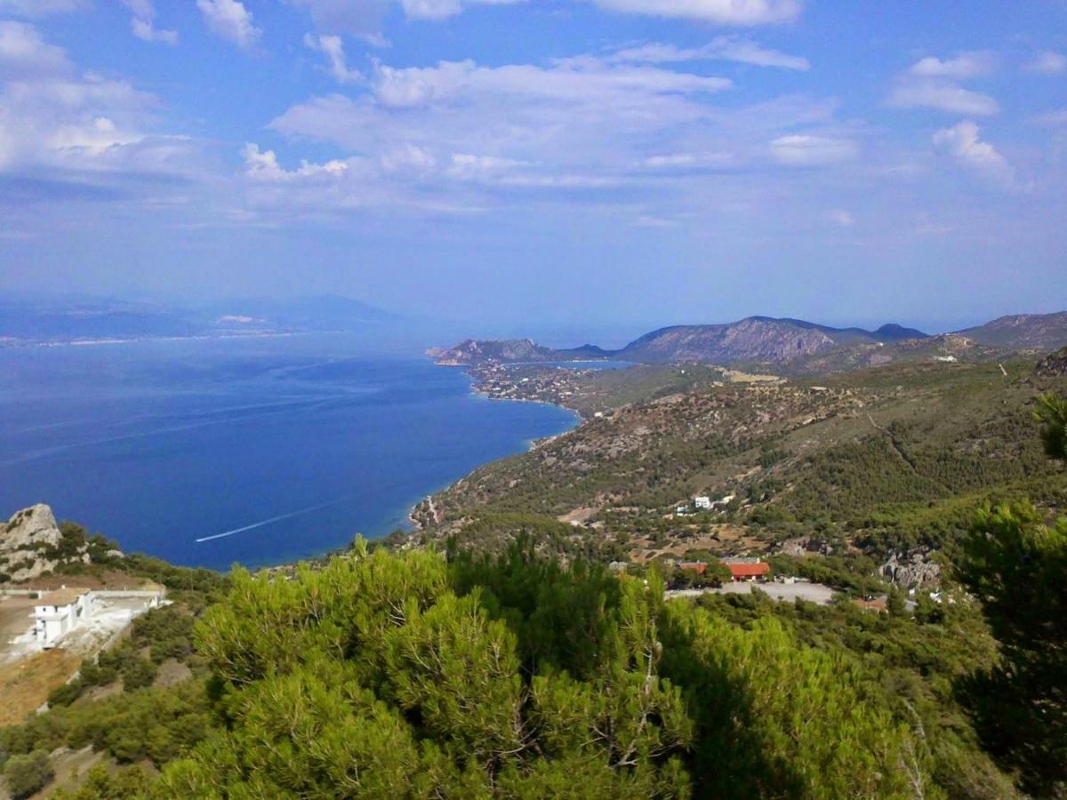 Beautiful House By The Sea,Loutraki Skaloma. Villa Exterior photo